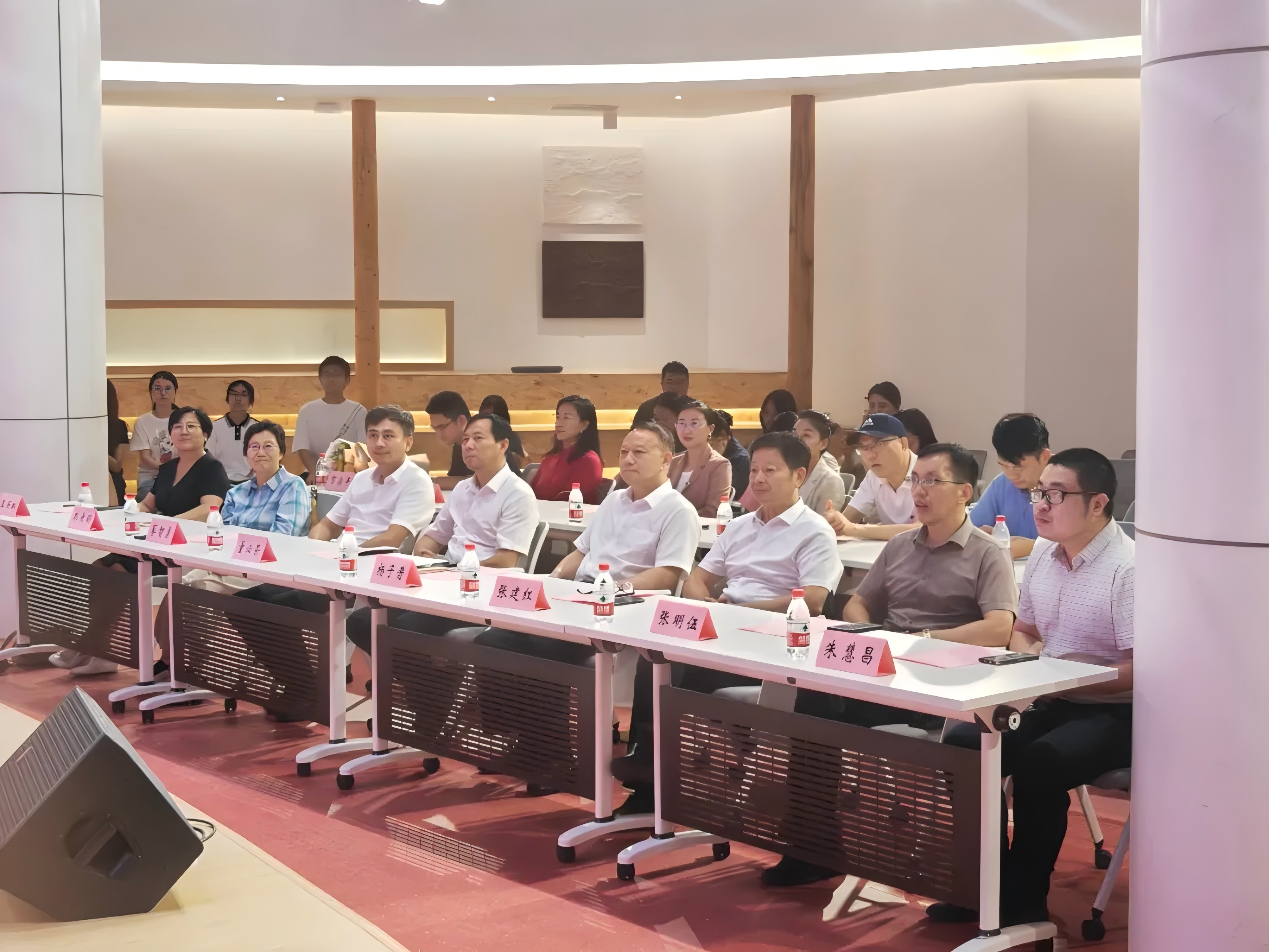 南审心理健康教育教学部联合翔晟信息共同打造智慧心理产学研联合研发中心
